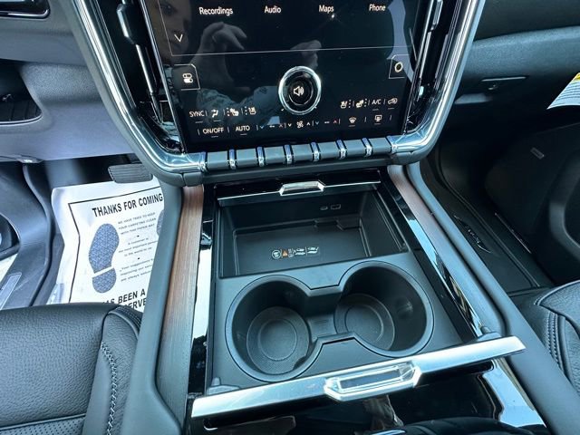 New 2026 GMC Yukon XL Denali w/ Sun & Power Step Package AWD/4WD image 21