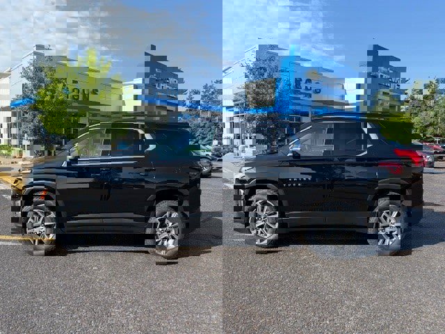 Certified 2022 Chevrolet Traverse LT image 4