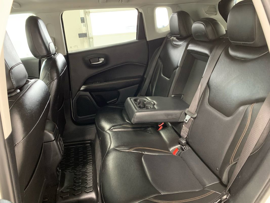 Used 2018 Jeep Compass Limited w/ Navigation Group AWD/4WD image 20