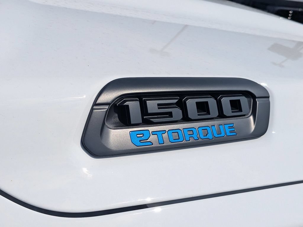 New 2026 RAM 1500 Express RWD image 30
