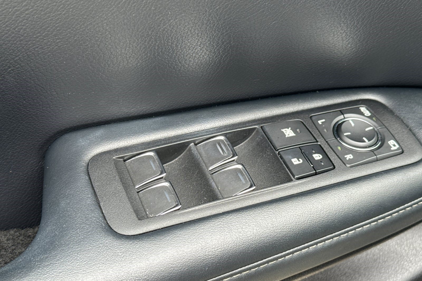 Certified 2022 Lexus RX 350 AWD w/ Premium Package image 14