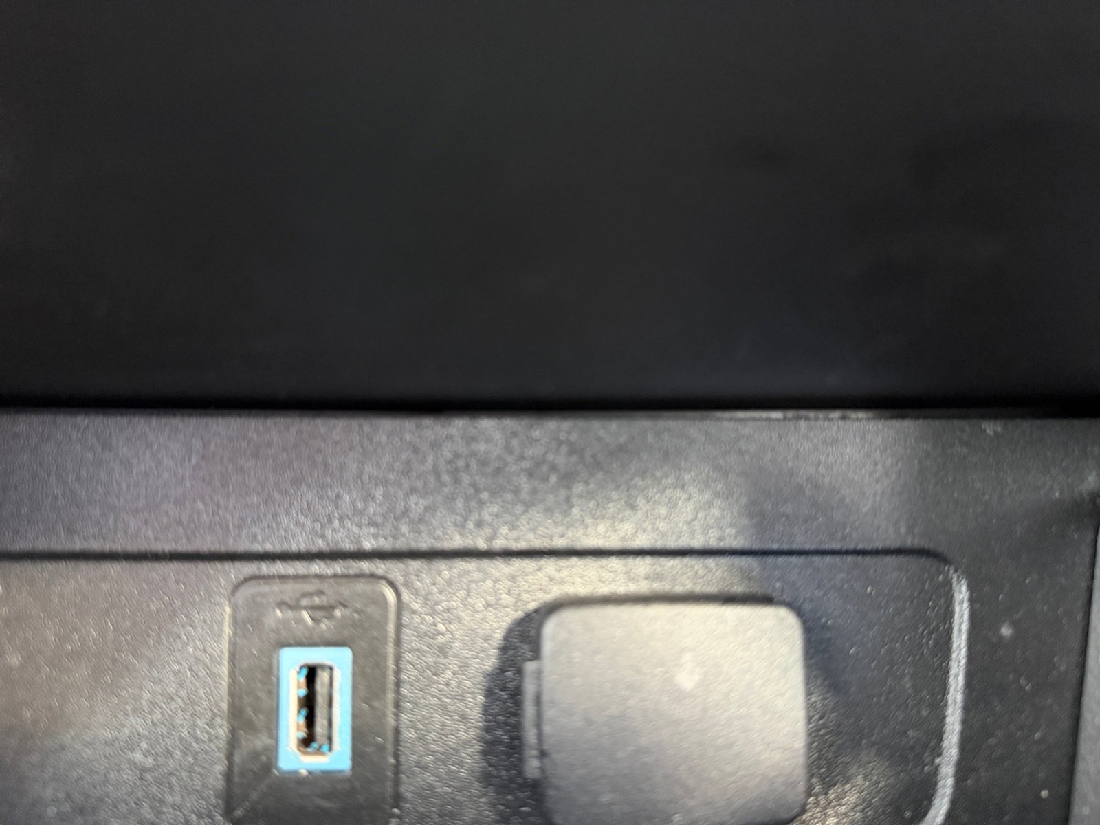 Used 2019 Ford Escape SE image 31