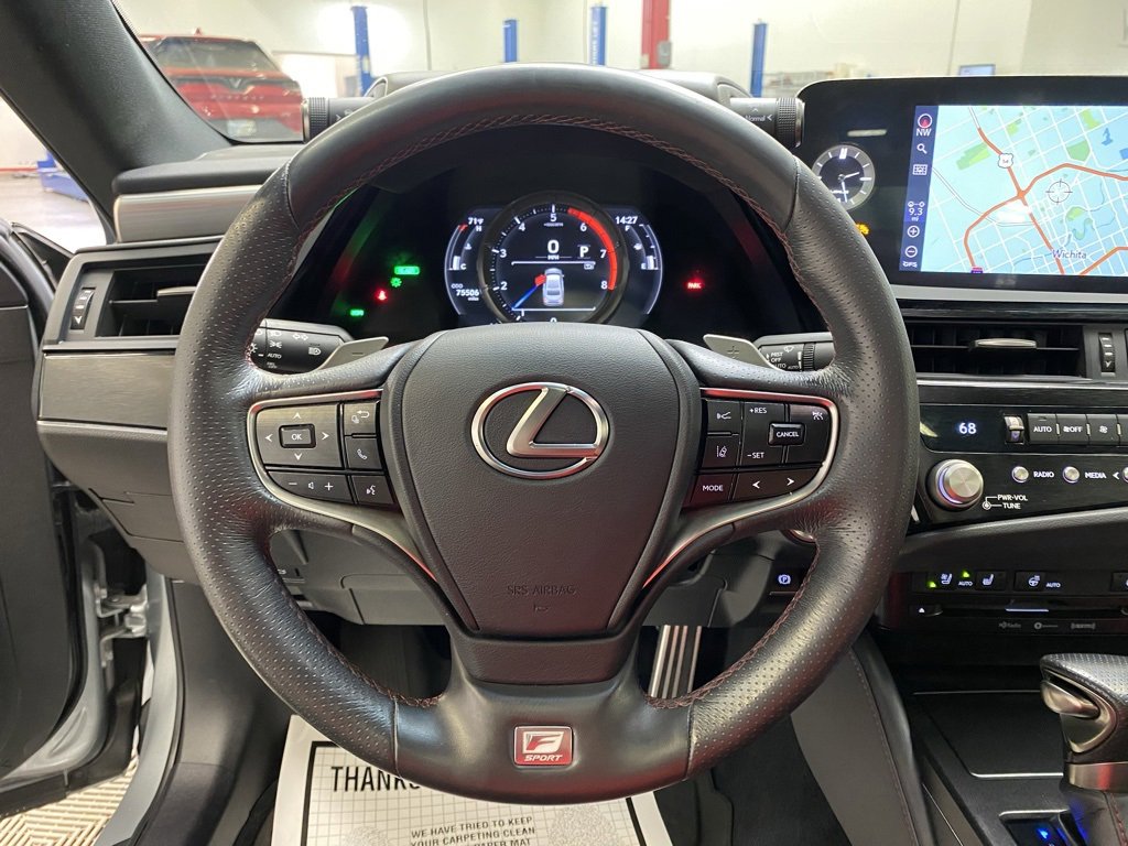 Used 2022 Lexus ES 300h F Sport image 16