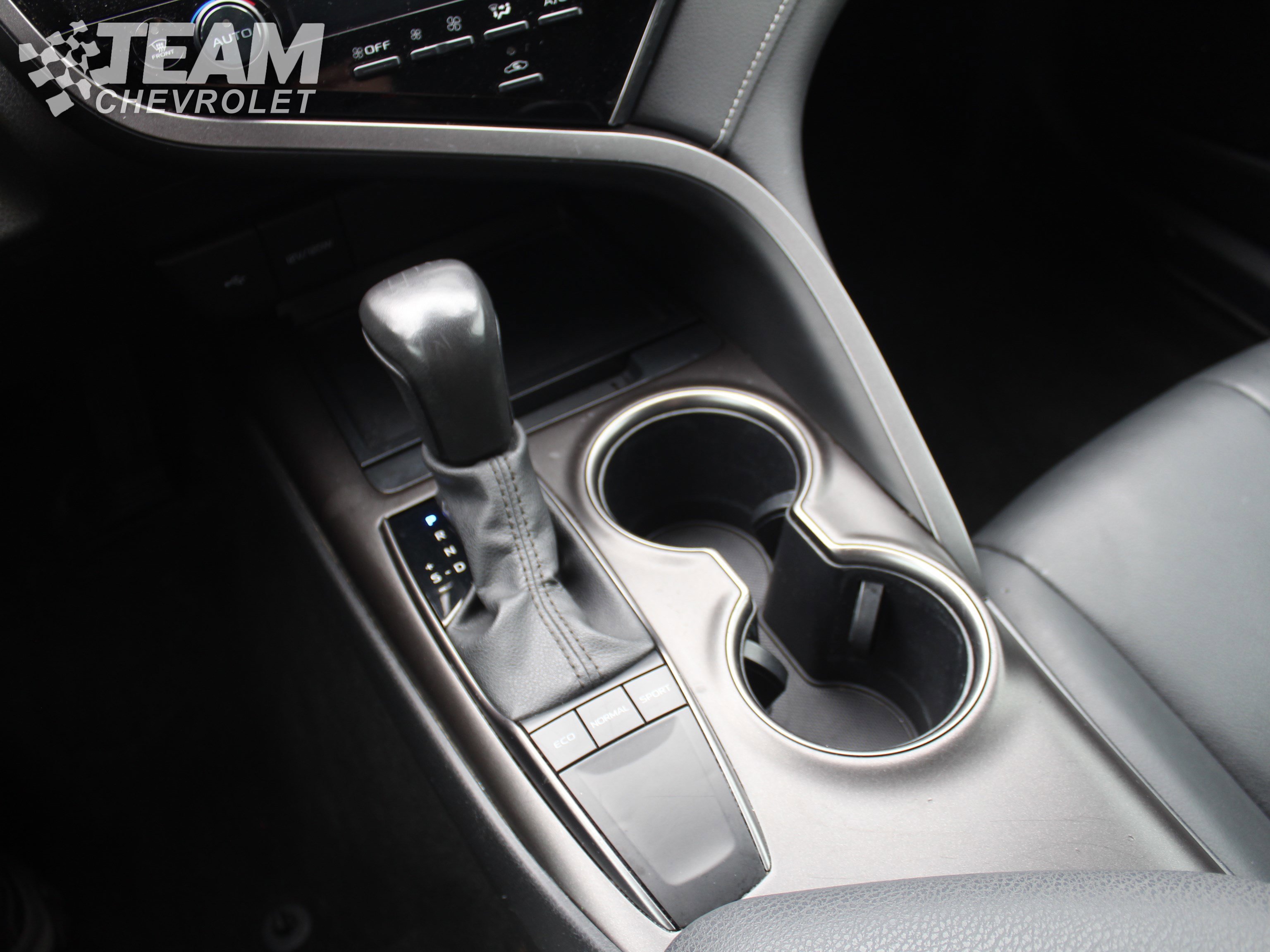 Used 2024 Toyota Camry SE image 17