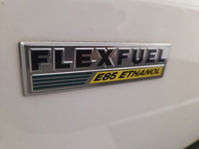 Used 2015 Chrysler Town & Country Touring image 55