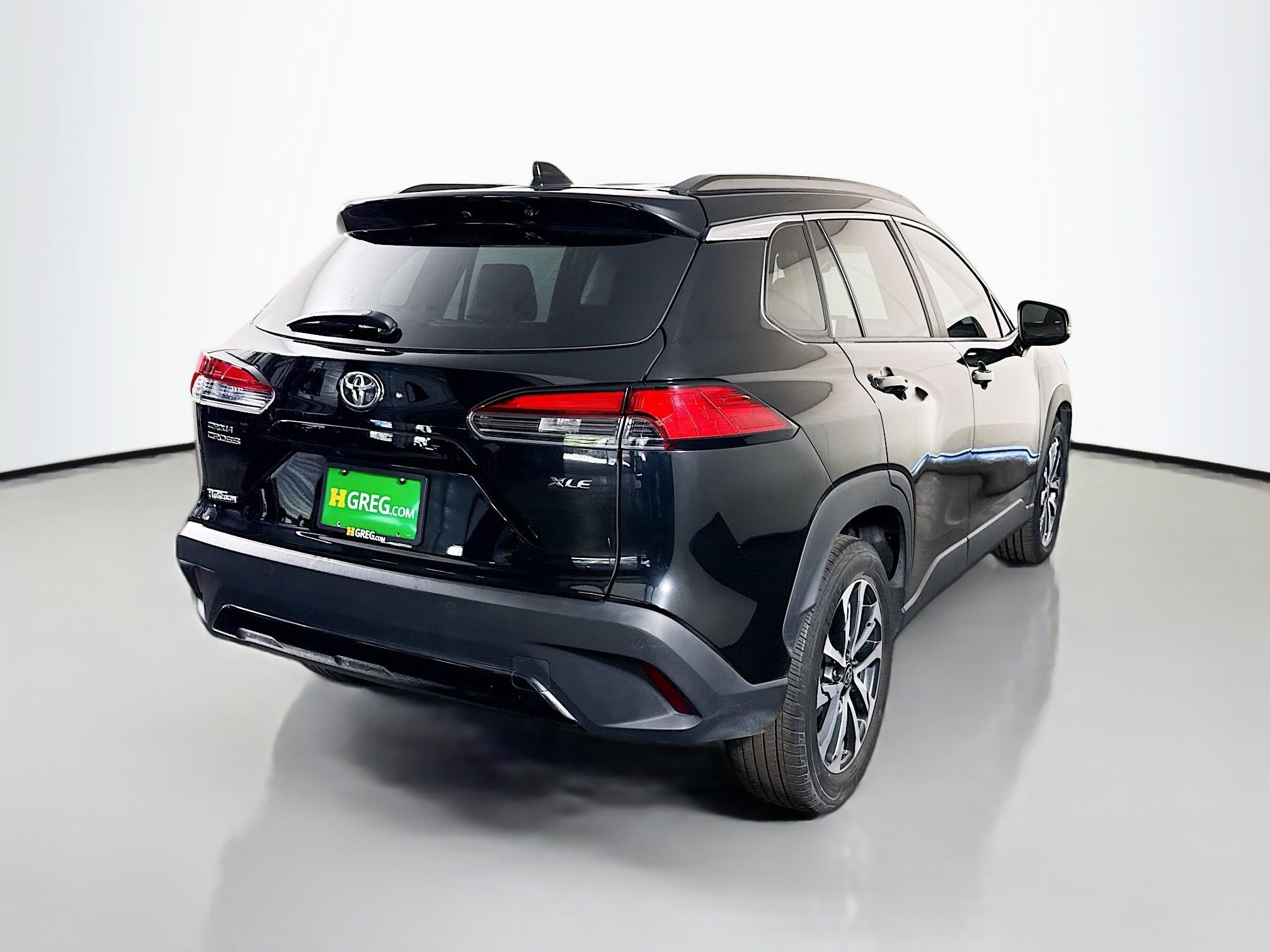 Used 2022 Toyota Corolla Cross XLE FWD image 10