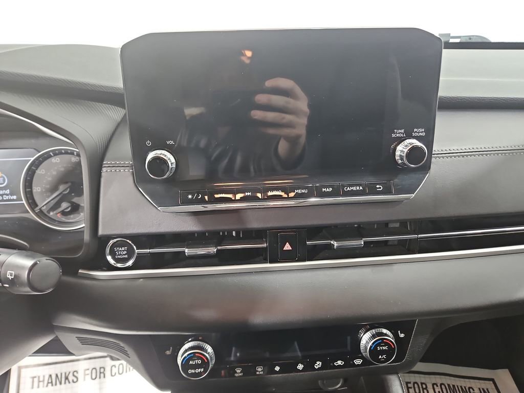 Used 2023 Mitsubishi Outlander SE image 18