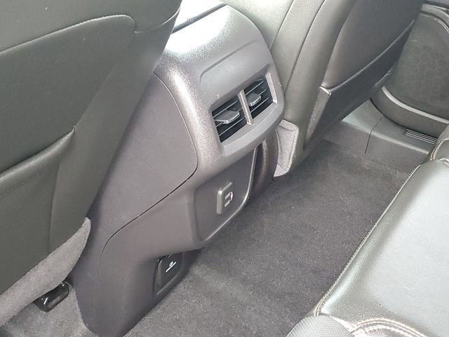 Used 2019 GMC Terrain SLT w/ Preferred Package image 24