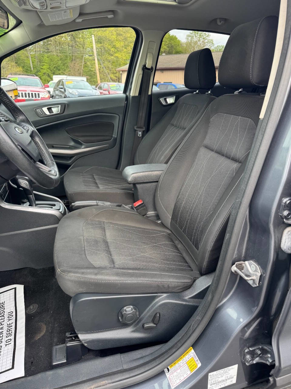 Used 2018 Ford EcoSport SE w/ SE Convenience Package image 11