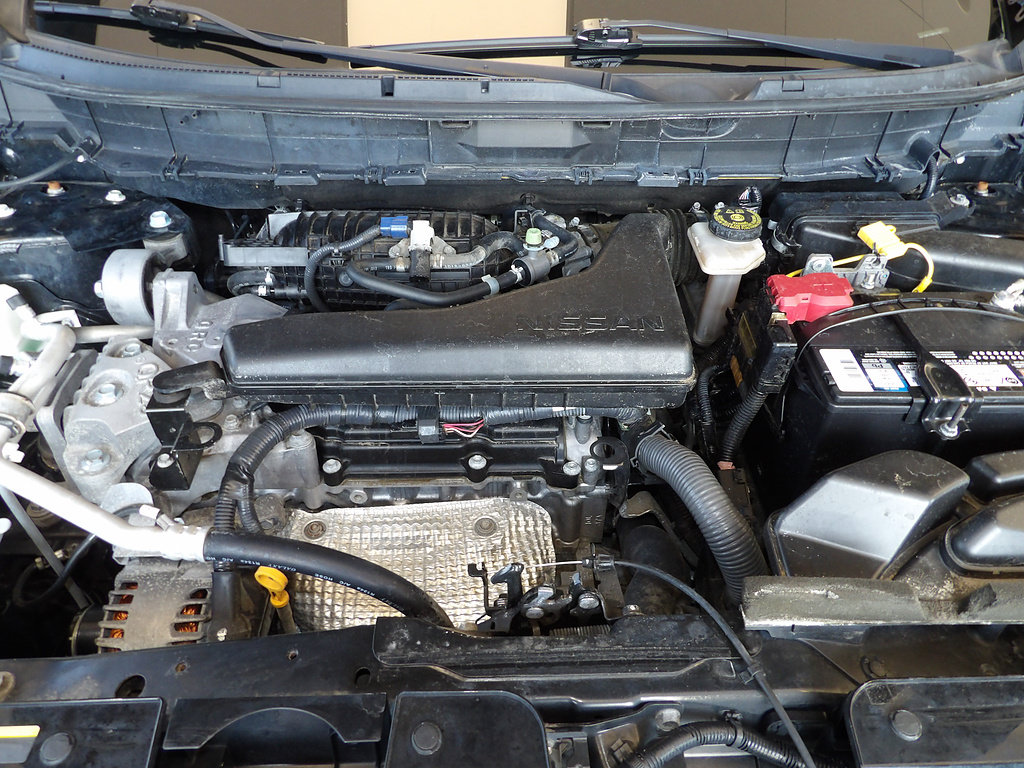 Used 2016 Nissan Rogue S FWD image 11