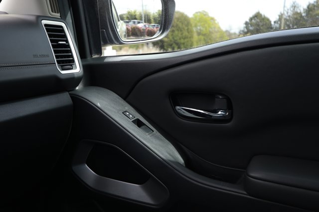 Used 2023 Nissan Frontier SV w/ Technology Package RWD image 26