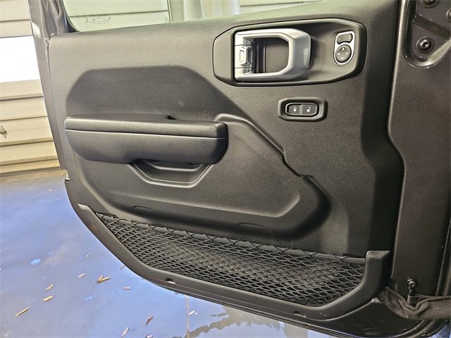 Used 2021 Jeep Wrangler Unlimited Sport image 26