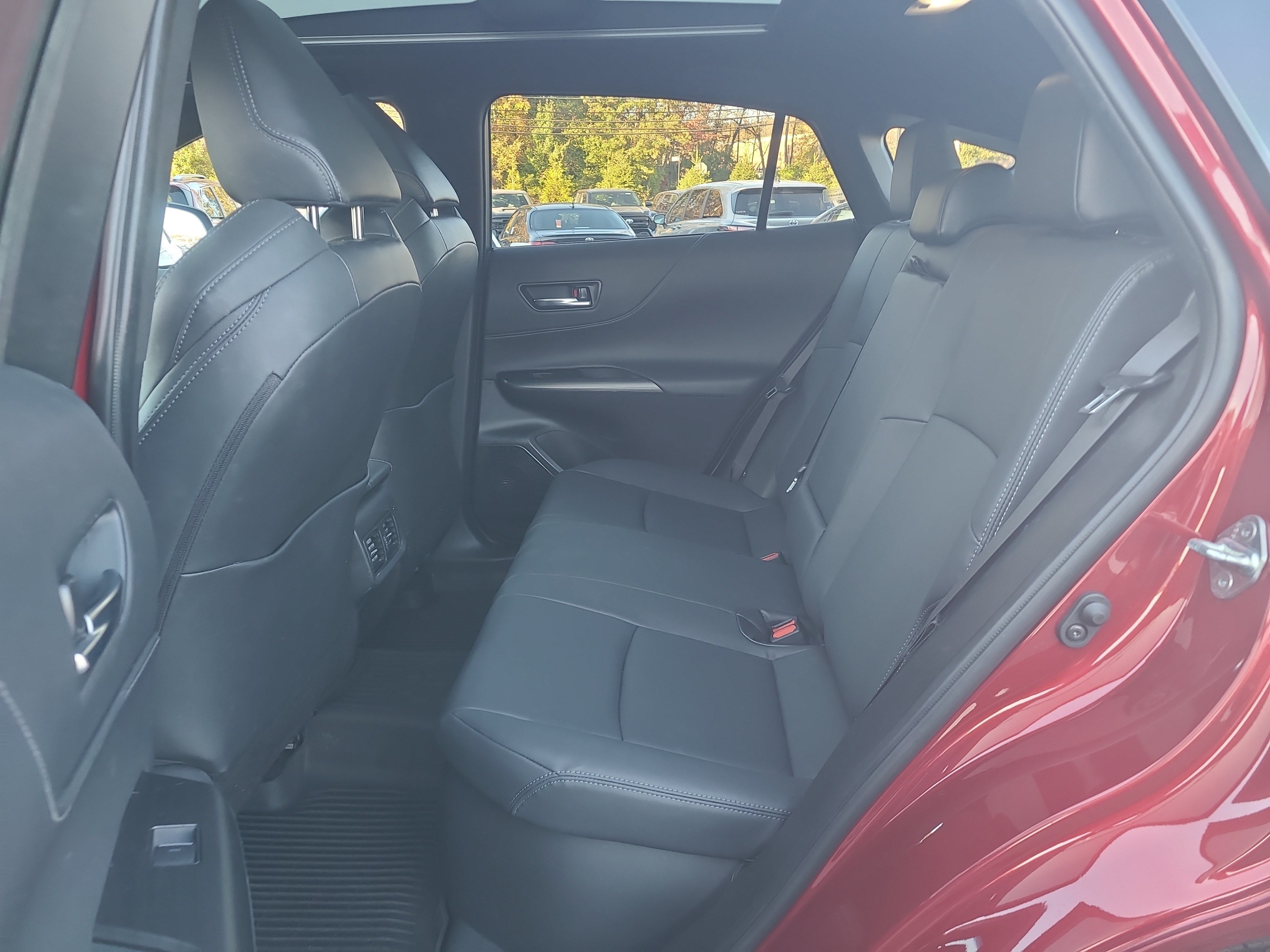 Certified 2023 Toyota Venza Nightshade AWD/4WD image 28