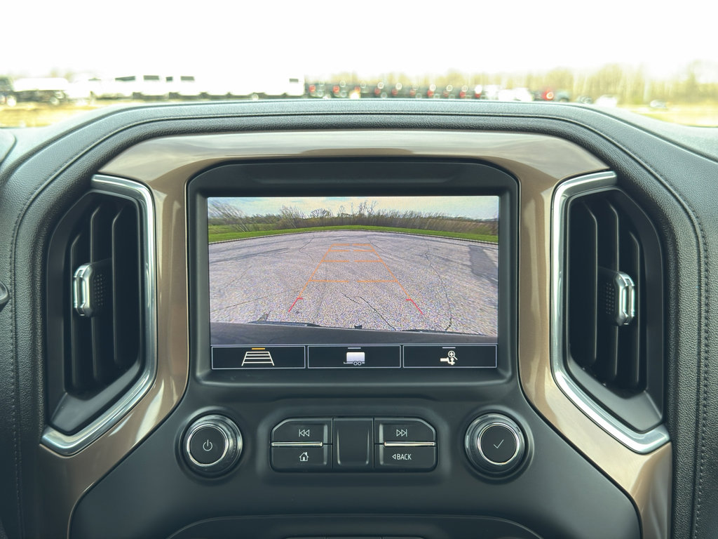 Used 2020 Chevrolet Silverado 1500 High Country AWD/4WD image 31