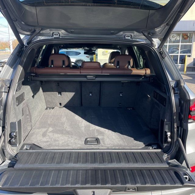 Used 2024 BMW X5 xDrive40i w/ Premium Package image 7