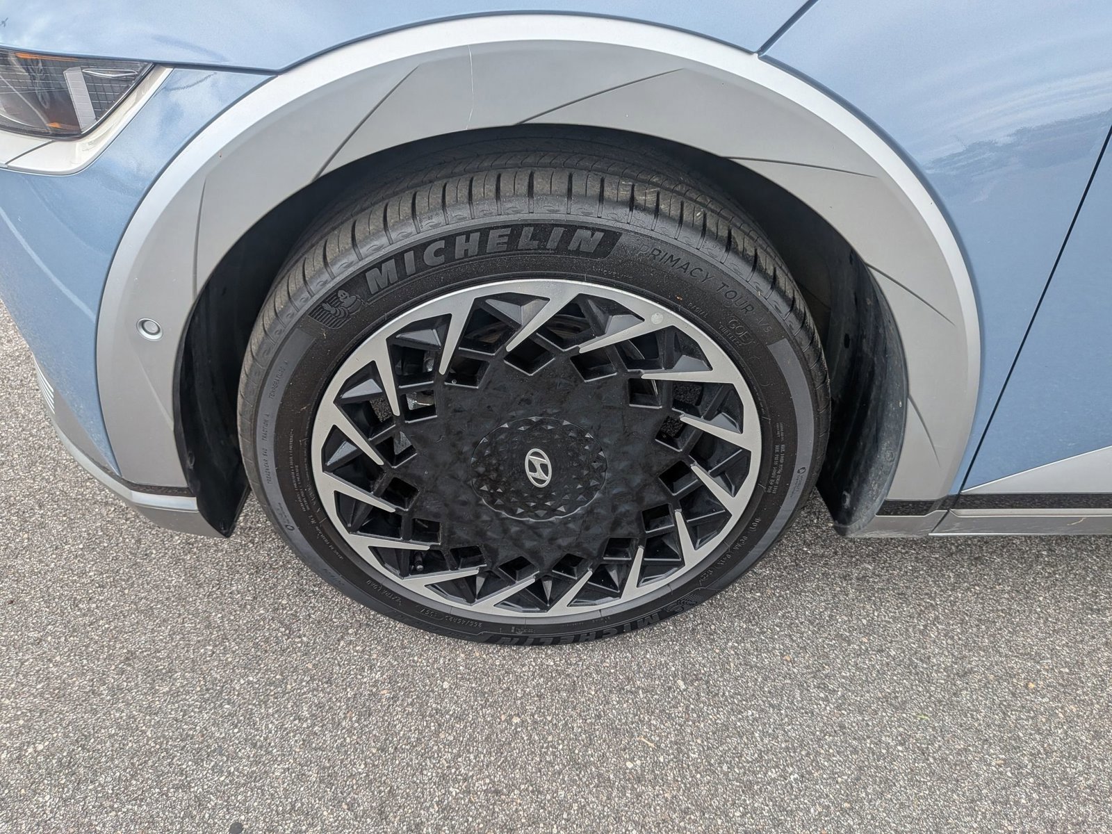 Used 2023 Hyundai Ioniq 5 Limited AWD/4WD image 22