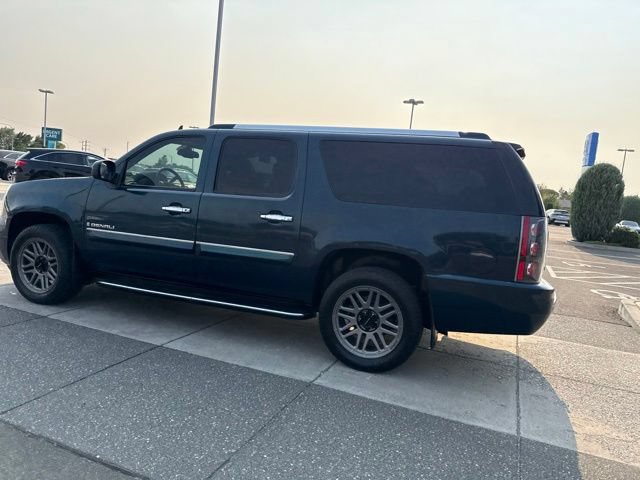 Used 2007 GMC Yukon XL Denali AWD/4WD image 10