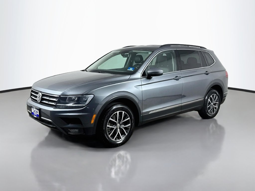 Used 2018 Volkswagen Tiguan SE AWD/4WD image 3