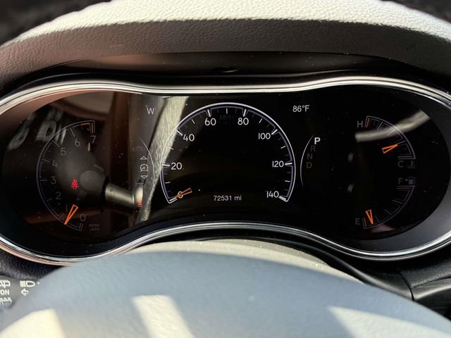 Used 2020 Jeep Grand Cherokee Altitude AWD/4WD image 28