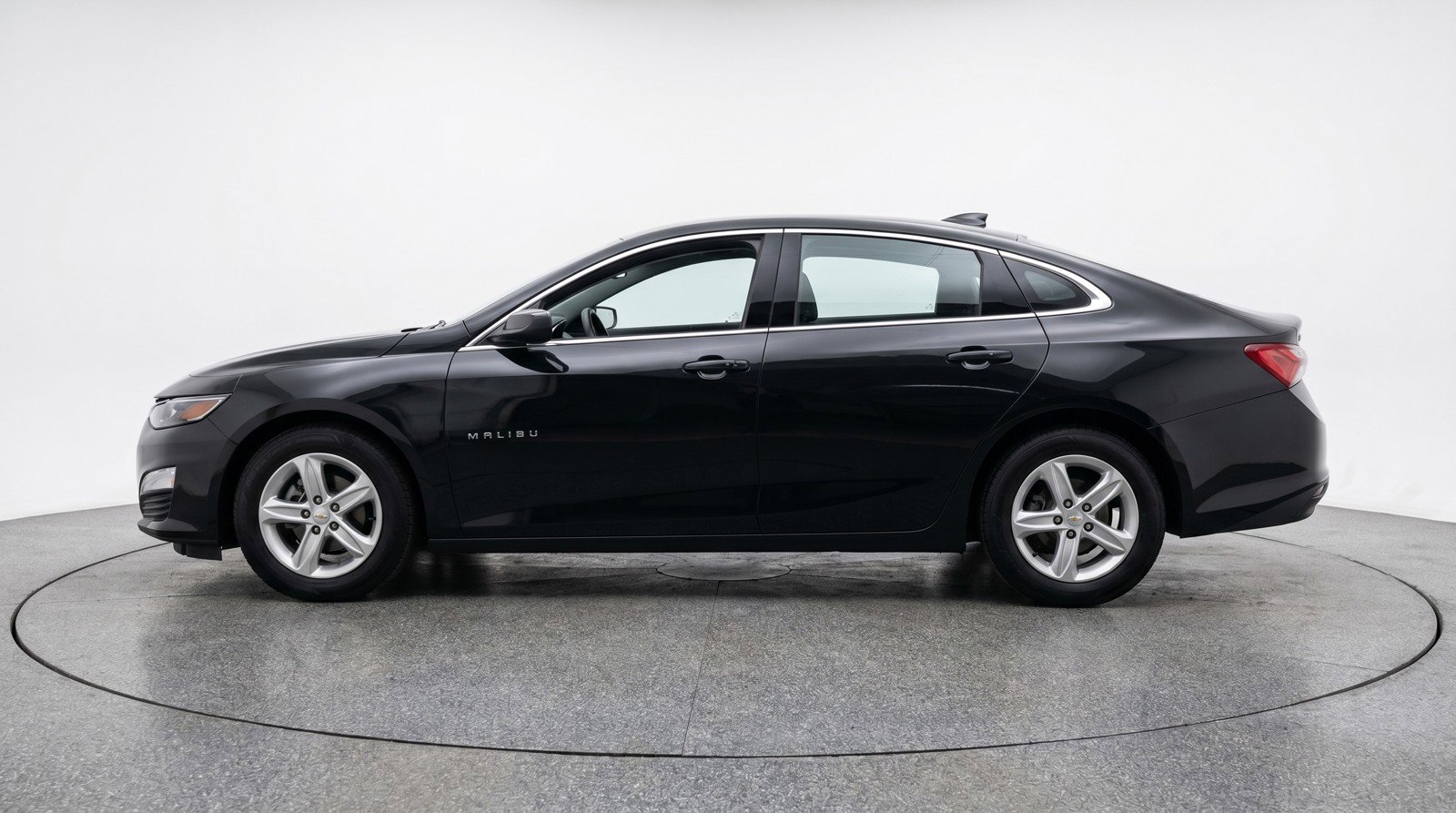 Used 2023 Chevrolet Malibu LT w/ Driver Confidence Package FWD image 5