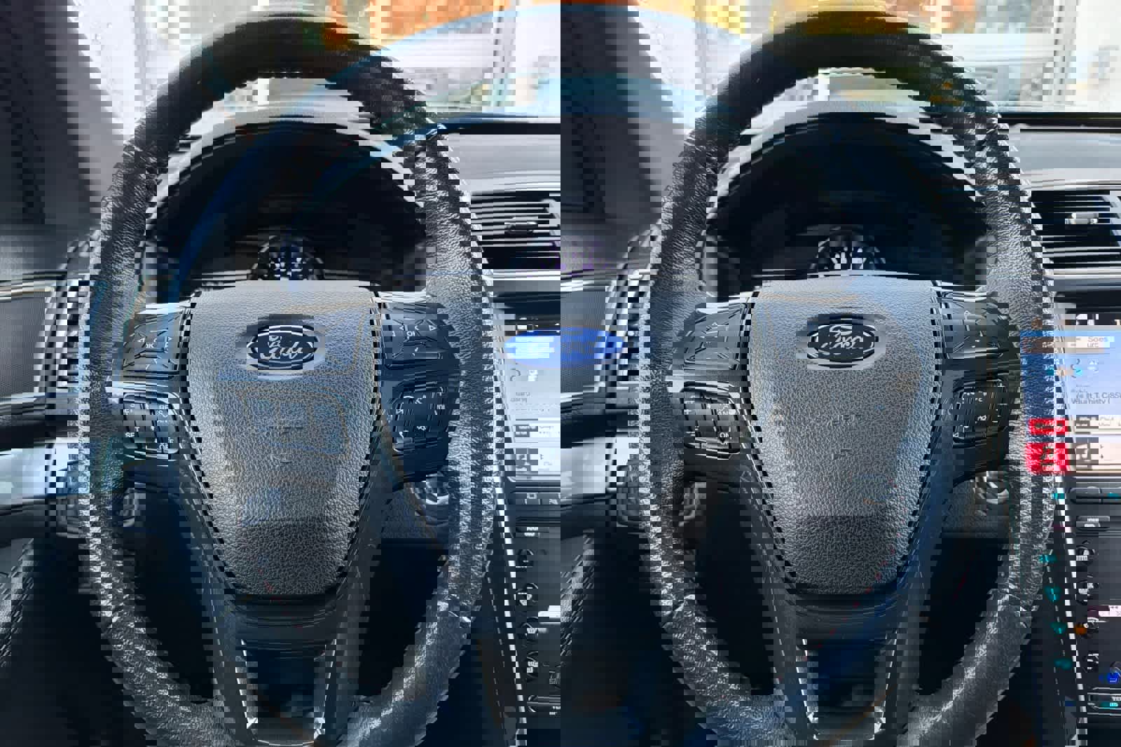 Used 2019 Ford Explorer Sport image 27