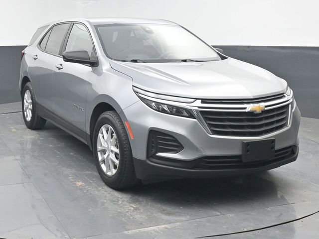 Used 2024 Chevrolet Equinox LS w/ LS Convenience Package image 8