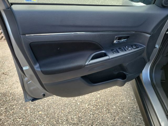 Used 2024 Mitsubishi Outlander Sport ES image 16