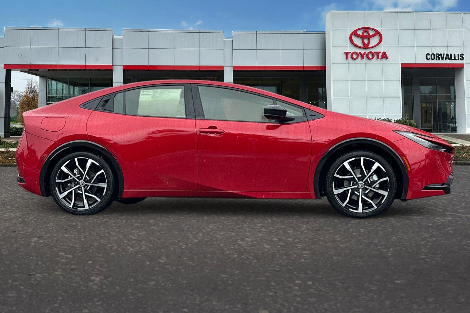 New 2026 Toyota Prius Plug-In Hybrid FWD image 4