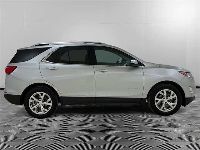 Used 2019 Chevrolet Equinox Premier image 2