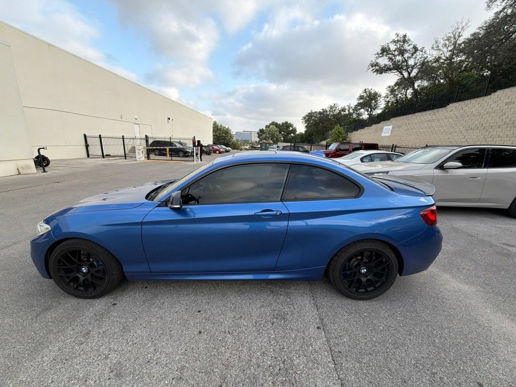Used 2017 BMW M240i Coupe RWD image 2
