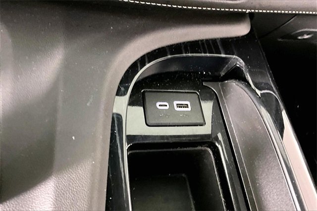 Used 2024 Cadillac Escalade Sport image 16