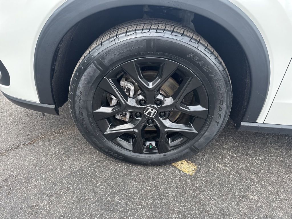 Certified 2023 Honda HR-V Sport image 11