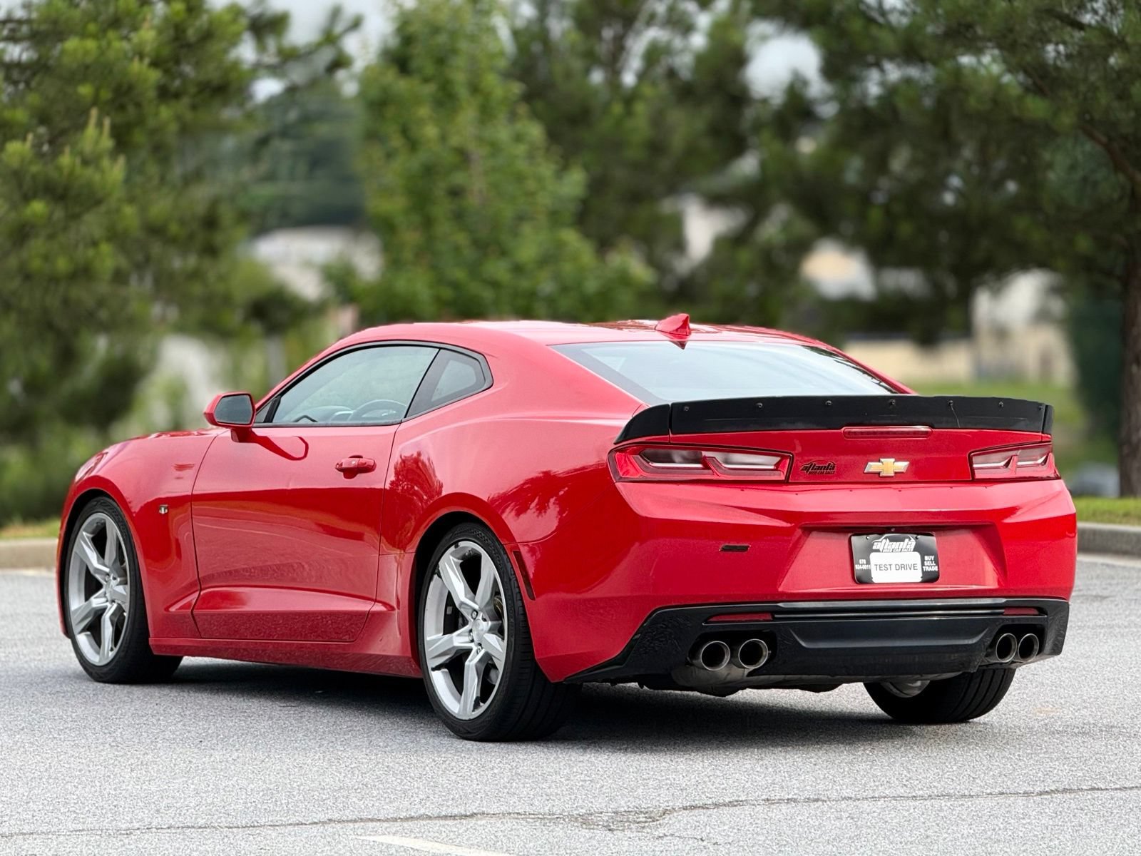 Used 2016 Chevrolet Camaro SS RWD image 10