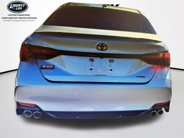 Used 2021 Toyota Avalon XSE FWD image 10
