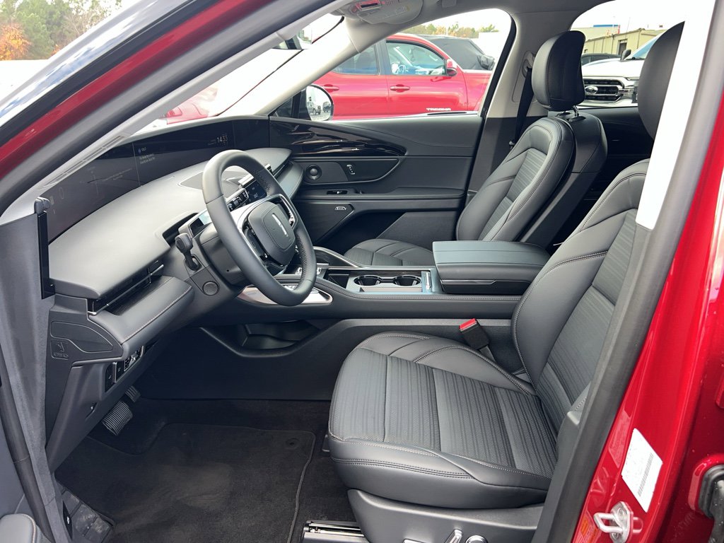 New 2026 Lincoln Nautilus Reserve w/ Jet Appearance Package image 9