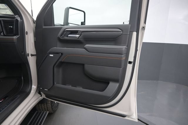 New 2026 GMC Sierra 2500 AT4 w/ AT4 Premium Plus Package AWD/4WD image 20
