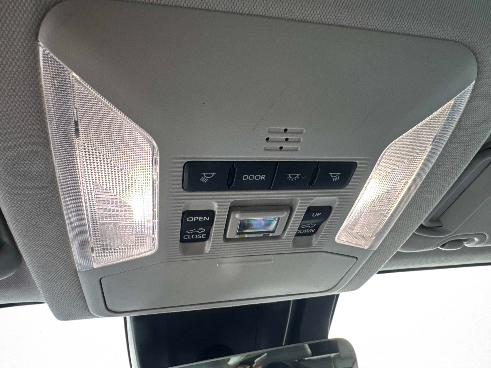 Used 2022 Toyota RAV4 Limited w/ Limited Grade Weather Package FWD image 28