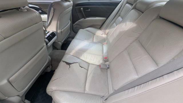 Used 2011 Acura RL image 20