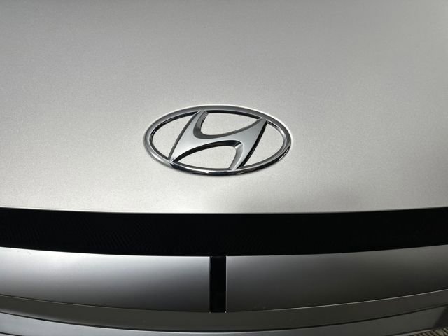 Used 2024 Hyundai Ioniq 5 SEL image 9
