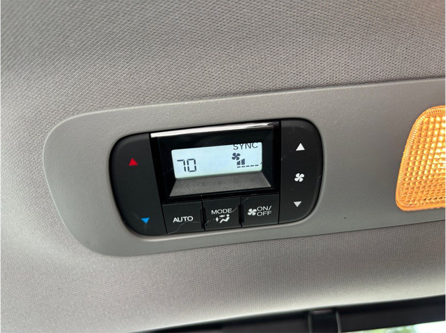 Used 2023 Honda Odyssey Elite image 40