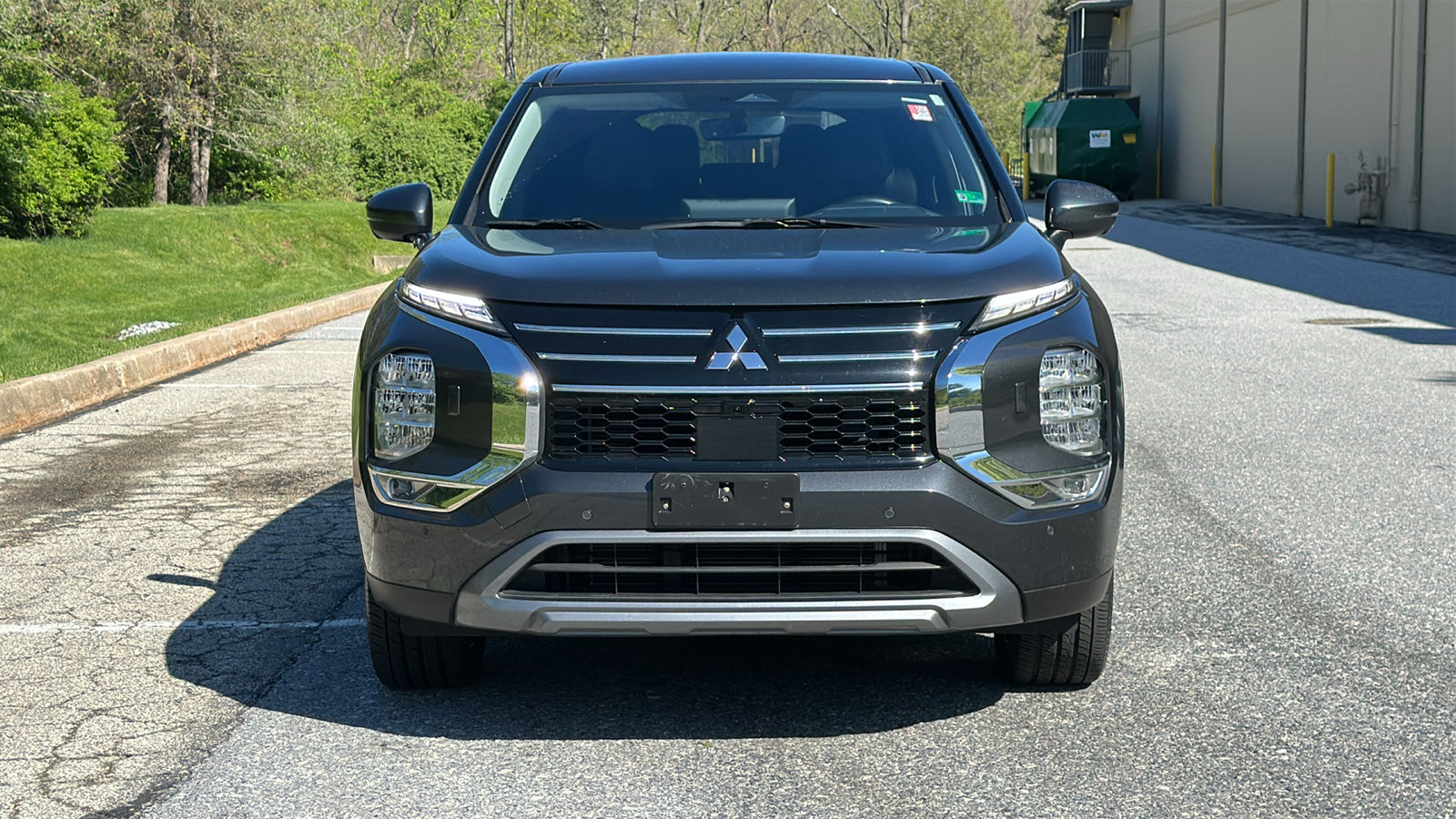 Used 2025 Mitsubishi Outlander SE AWD/4WD image 3