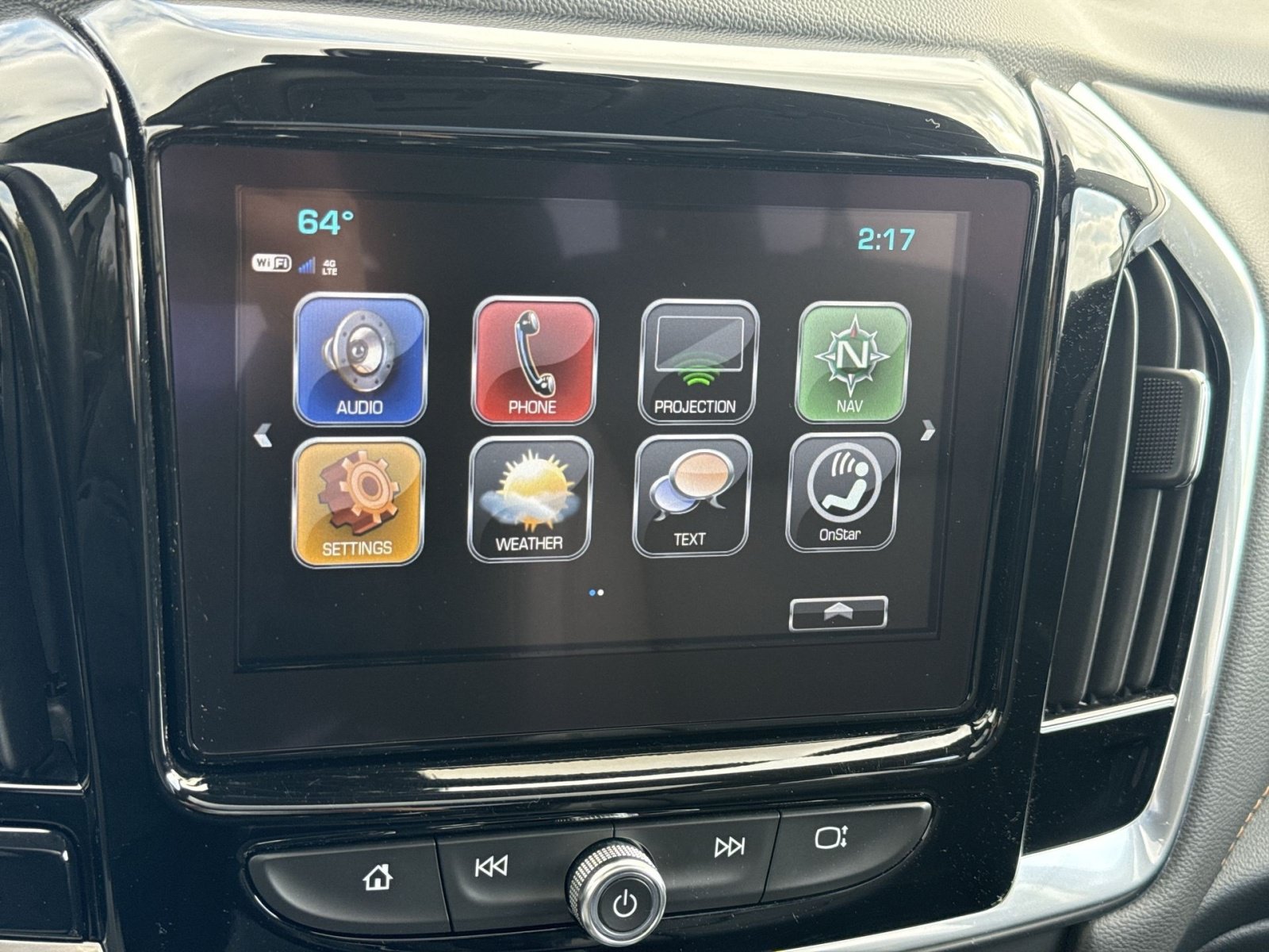 Used 2019 Chevrolet Traverse RS w/ LPO, Floor Liner Package AWD/4WD image 21