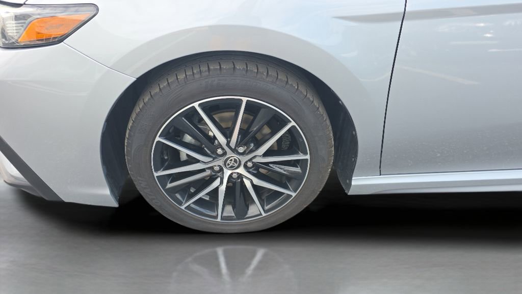 Used 2021 Toyota Camry SE FWD image 27