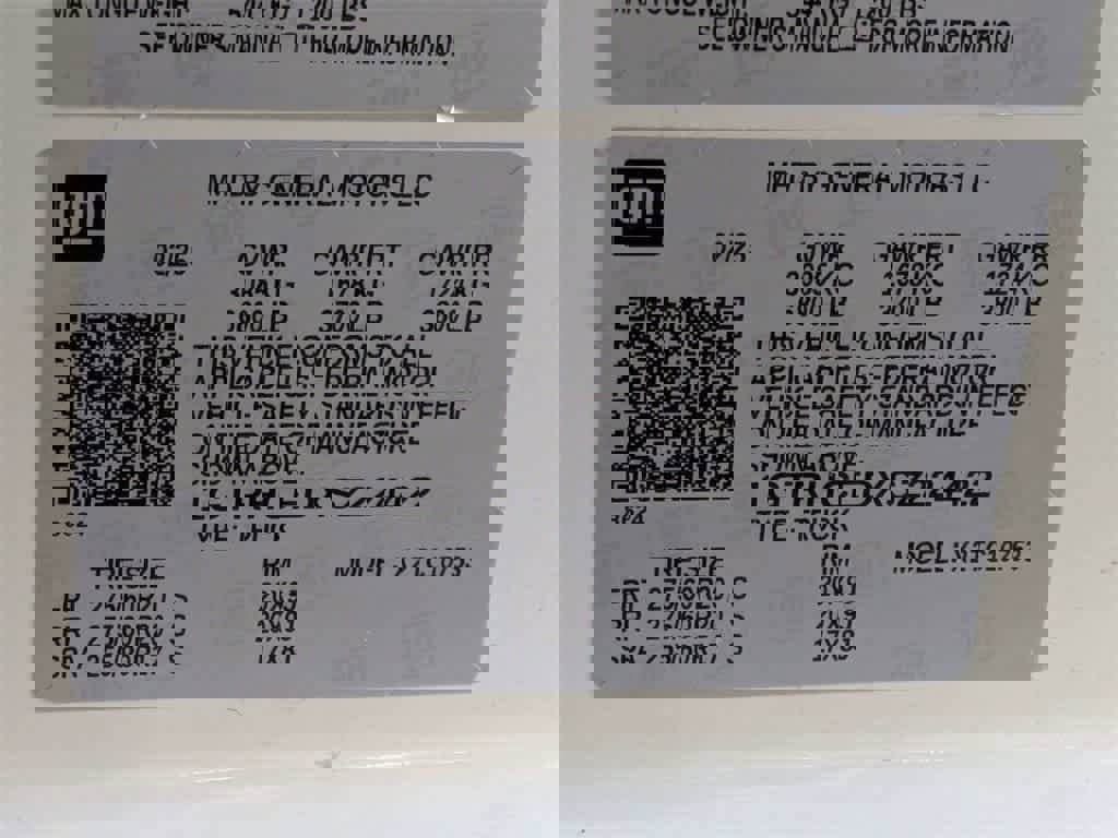 Used 2025 GMC Sierra 1500 Elevation w/ Preferred Package image 41