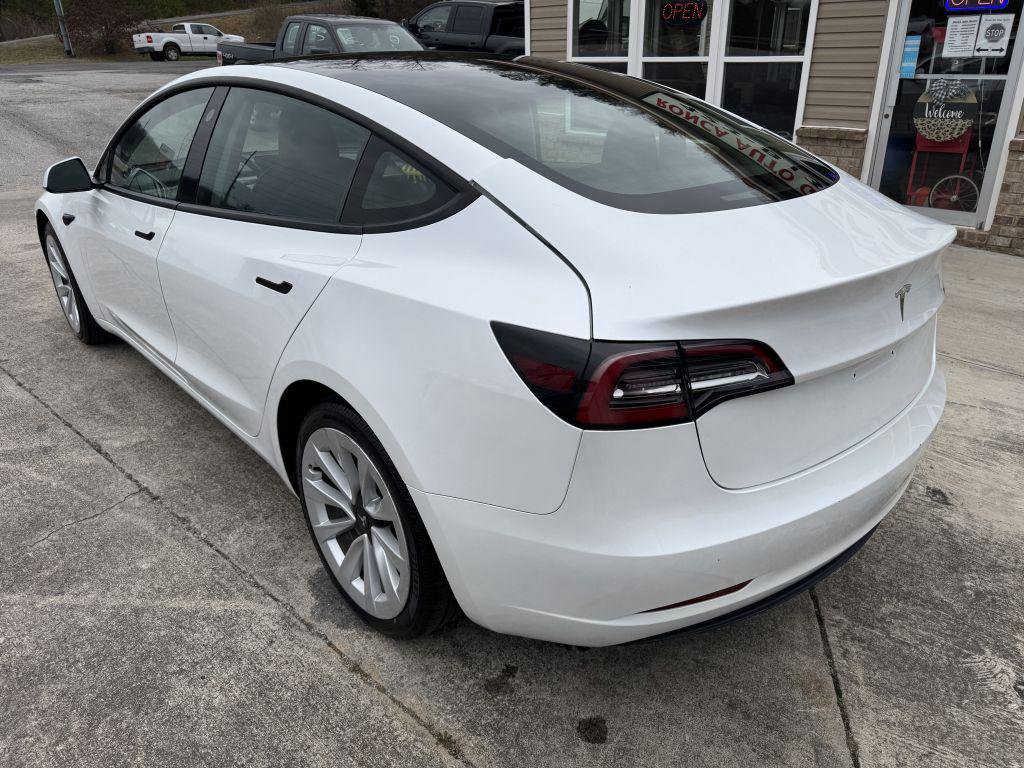 Used 2023 Tesla Model 3 Standard Range image 7