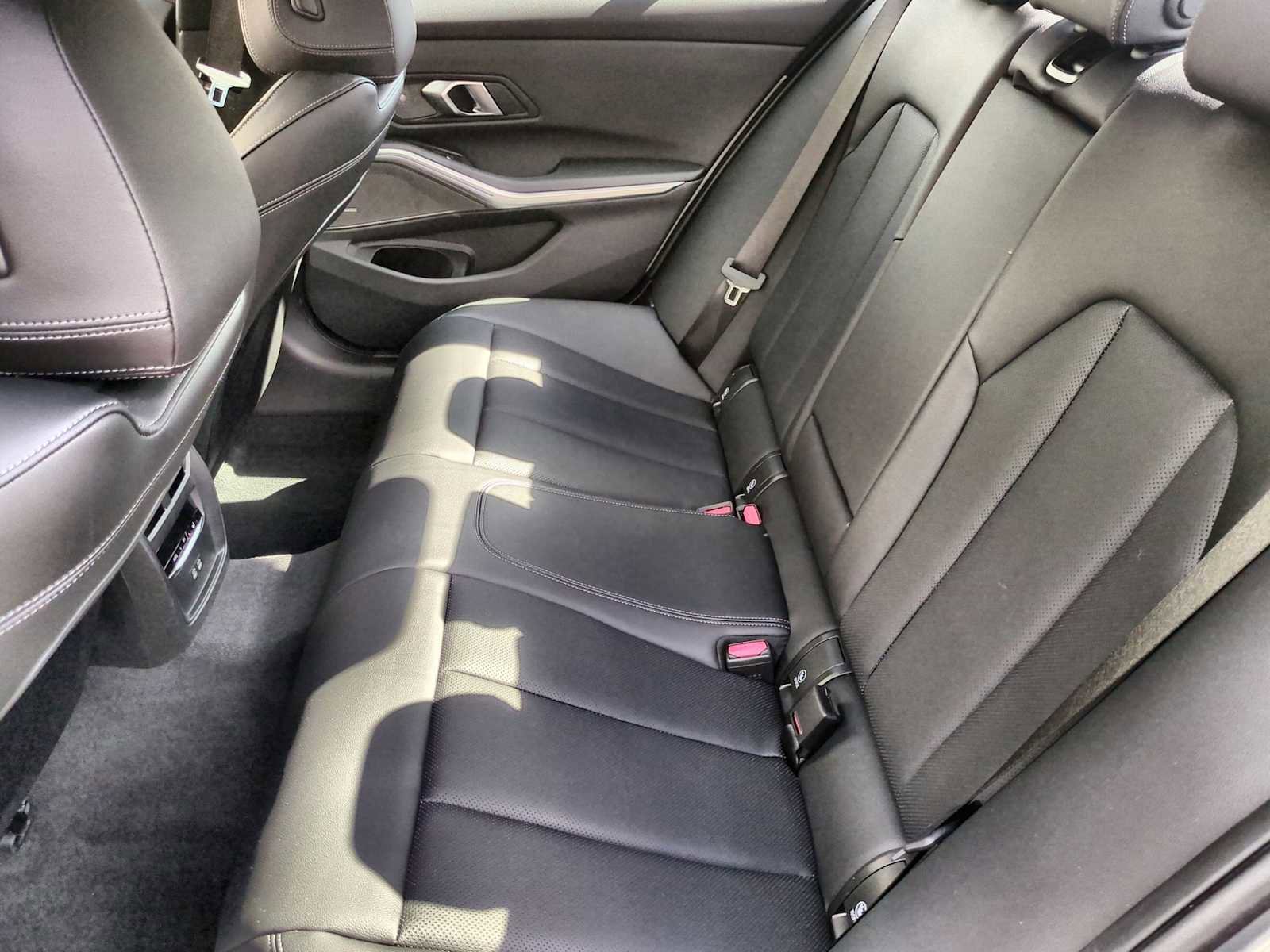 New 2025 BMW 330i xDrive Sedan w/ Premium Package image 20