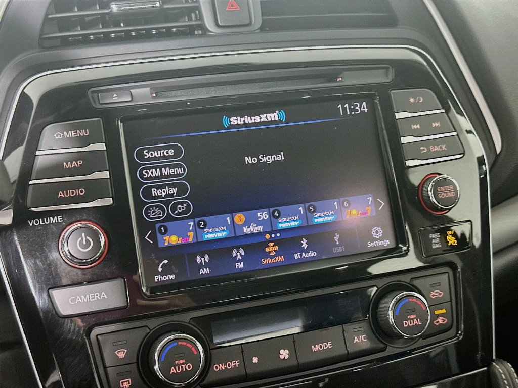 Used 2022 Nissan Maxima Platinum w/ Sport Mat Group FWD image 21