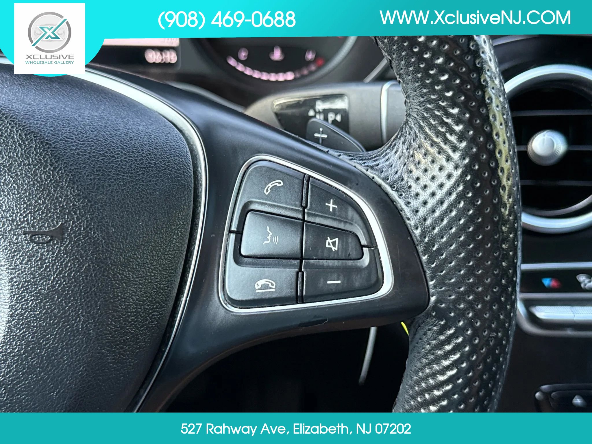 Used 2019 Mercedes-Benz GLC 300 4MATIC image 13