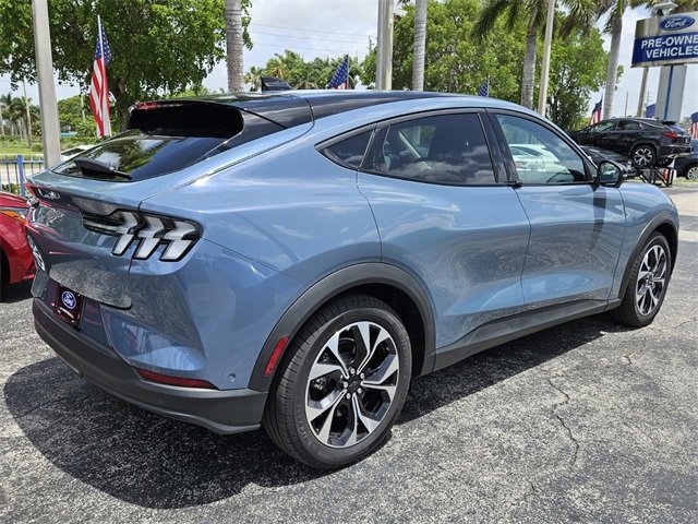 Used 2024 Ford Mustang Mach-E Select image 11