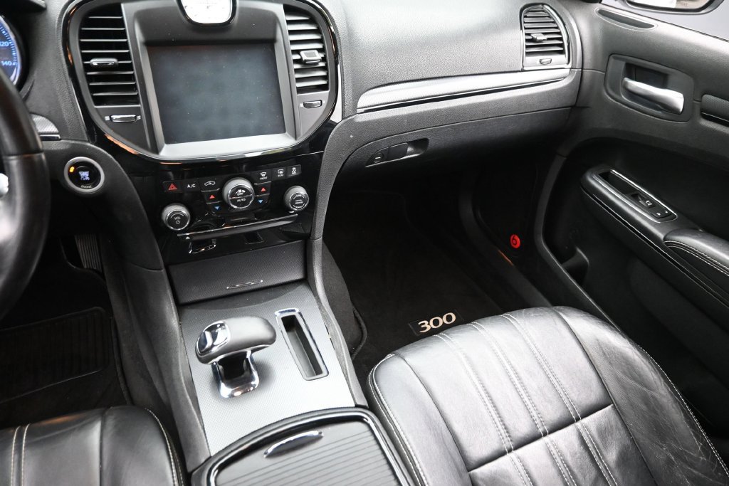 Used 2014 Chrysler 300 S AWD/4WD image 15